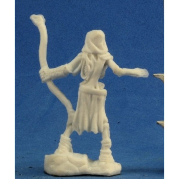 Figurine Reaper Bones G121 - Guerrière/warrior Female - Échelle 28/32mm - Neuf Non Peinte